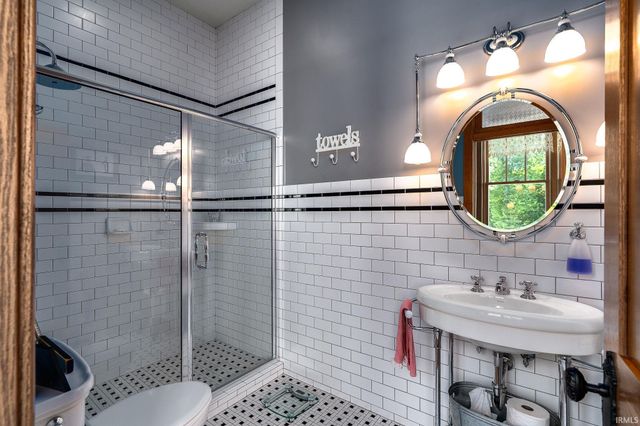 818 Emerald Drive, Lafayette, IN 47905