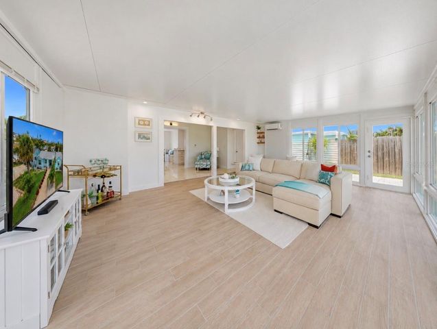 480 S BAYSHORE DRIVE, Madeira Beach, FL 33708