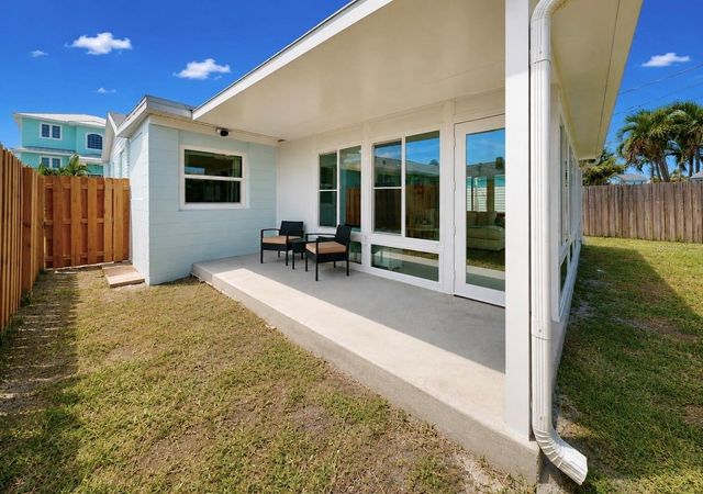 480 S BAYSHORE DRIVE, Madeira Beach, FL 33708