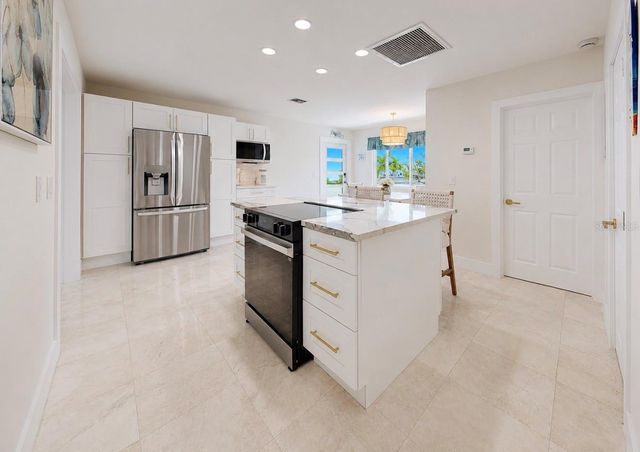 480 S BAYSHORE DRIVE, Madeira Beach, FL 33708
