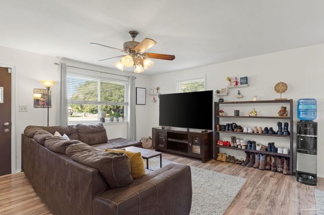 622 N 63rd Ave, Pensacola, FL 32506