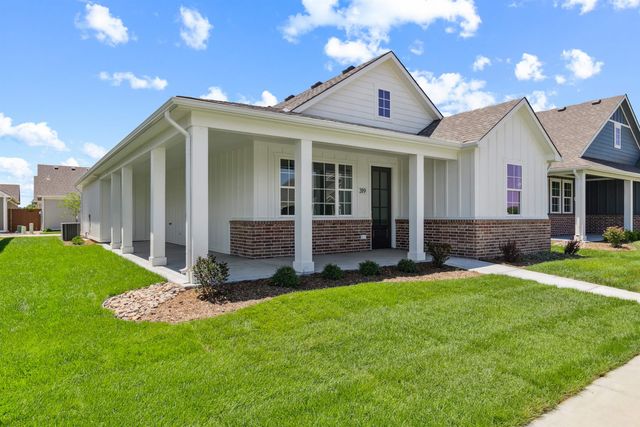 319 W Boxthorn, Andover, KS 67002