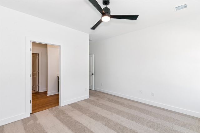 319 W Boxthorn, Andover, KS 67002