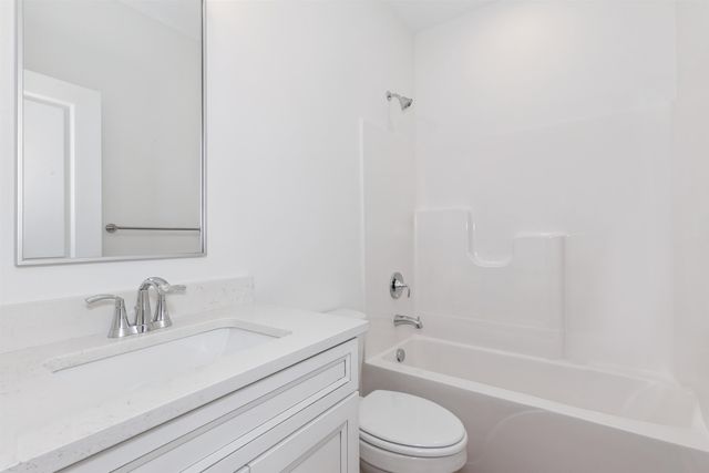 319 W Boxthorn, Andover, KS 67002