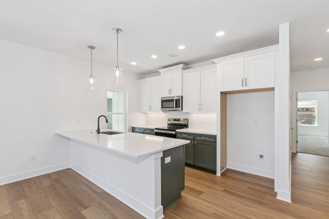 319 W Boxthorn, Andover, KS 67002