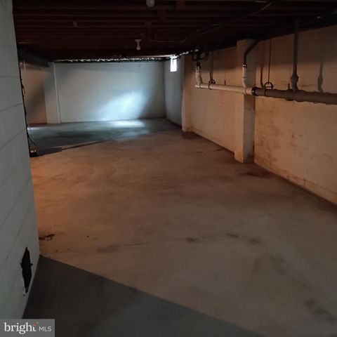 103 MAIN ST, Riverton, NJ 08077