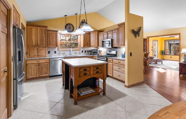 423 Fernwood Lane, Muskegon, MI 49442