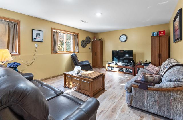 423 Fernwood Lane, Muskegon, MI 49442