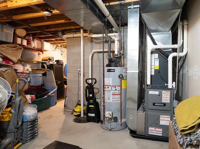 423 Fernwood Lane, Muskegon, MI 49442