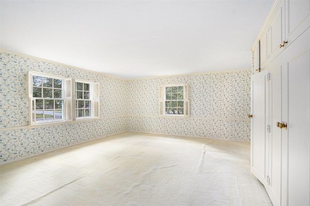 1734 Embury Road, Kalamazoo, MI 49008