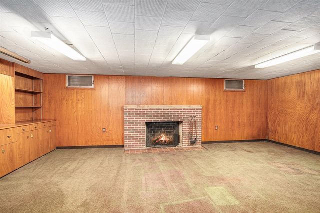 1734 Embury Road, Kalamazoo, MI 49008