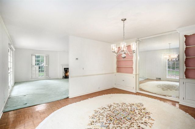 1734 Embury Road, Kalamazoo, MI 49008