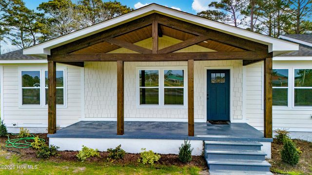 458 Campen Road, Beaufort, NC 28516