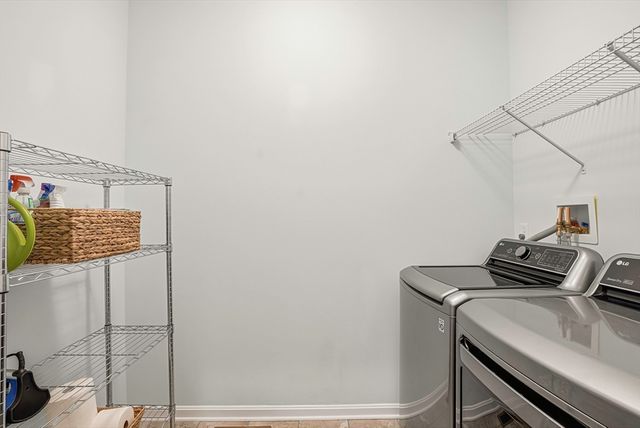 8 Jackson Dr 8, Upton, MA 01568