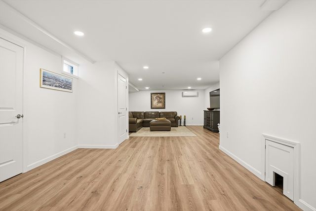 8 Jackson Dr 8, Upton, MA 01568