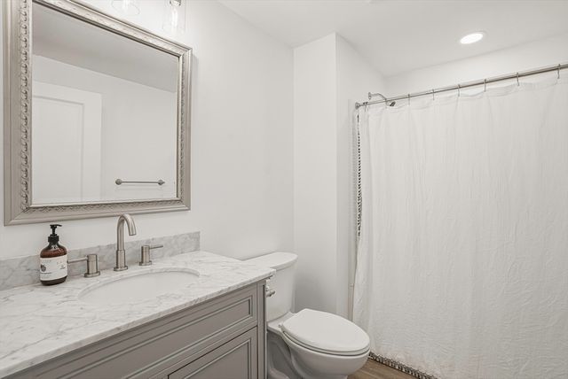 8 Jackson Dr 8, Upton, MA 01568