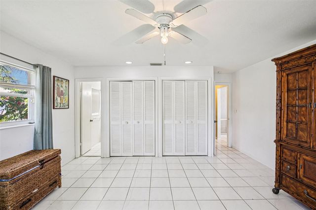 1546 66TH AVENUE S, St Petersburg, FL 33705