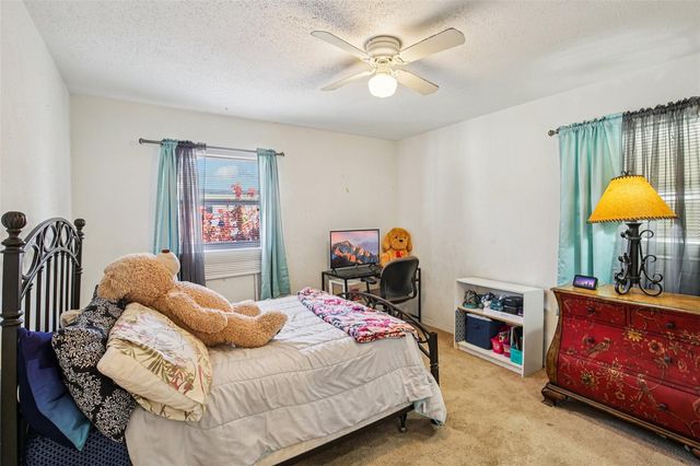 1546 66TH AVENUE S, St Petersburg, FL 33705