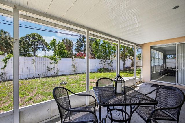 1546 66TH AVENUE S, St Petersburg, FL 33705