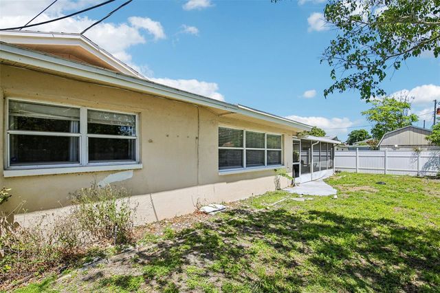 1546 66TH AVENUE S, St Petersburg, FL 33705