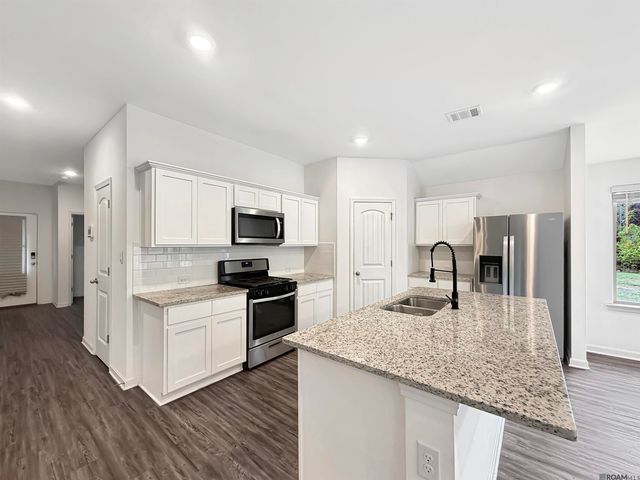 7747 Joe Lynn Trails, Denham Springs, LA 70726