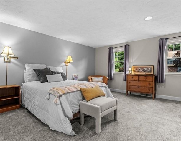 9 Pleasantview Terrace, Framingham, MA 01701