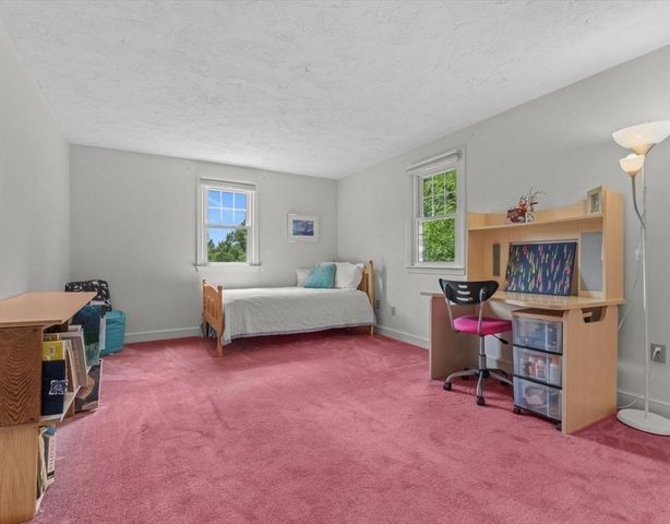 9 Pleasantview Terrace, Framingham, MA 01701