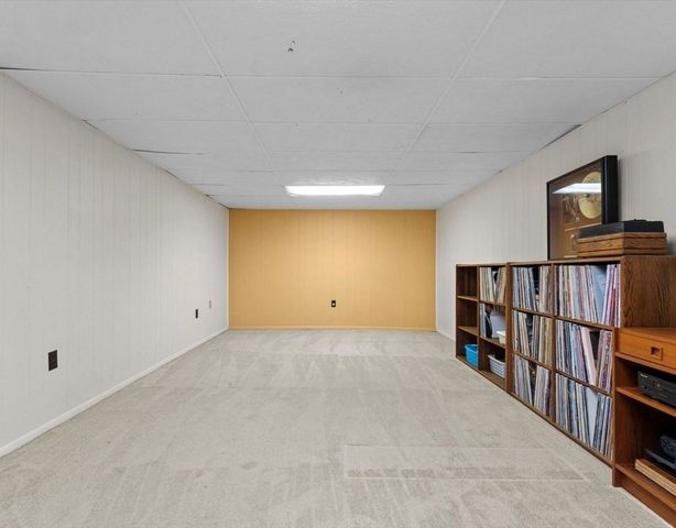 9 Pleasantview Terrace, Framingham, MA 01701