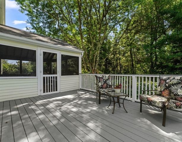 9 Pleasantview Terrace, Framingham, MA 01701