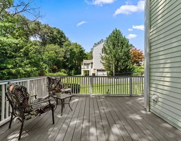 9 Pleasantview Terrace, Framingham, MA 01701