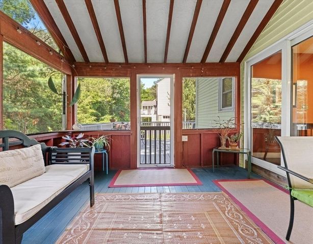 9 Pleasantview Terrace, Framingham, MA 01701