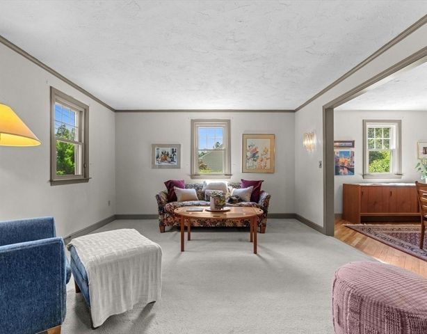 9 Pleasantview Terrace, Framingham, MA 01701