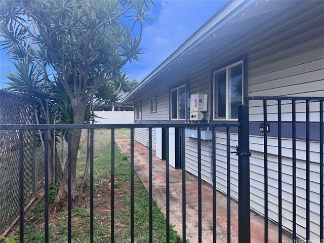 91-038 Hailipo Street, Ewa Beach, HI 96706