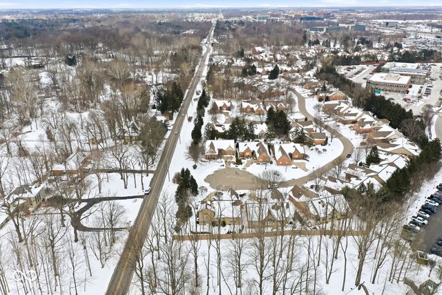 10380 Spring Highland Drive, Indianapolis, IN 46290