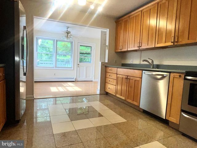 430 SKED ST, Pennington, NJ 08534