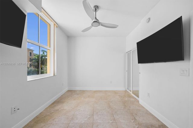 3340 NE 190th St 403, Aventura, FL 33180