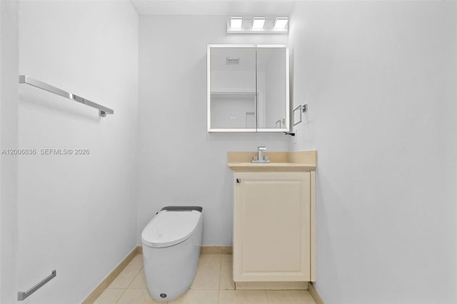 3340 NE 190th St 403, Aventura, FL 33180