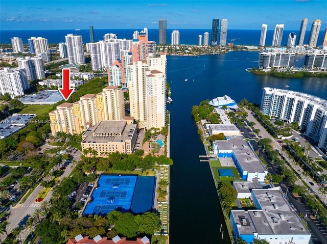 3340 NE 190th St 403, Aventura, FL 33180