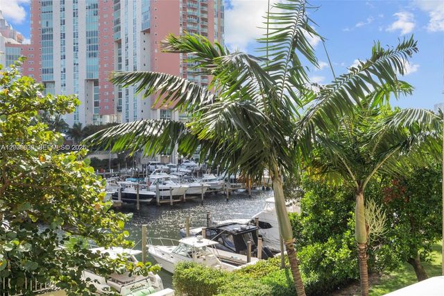 3340 NE 190th St 403, Aventura, FL 33180