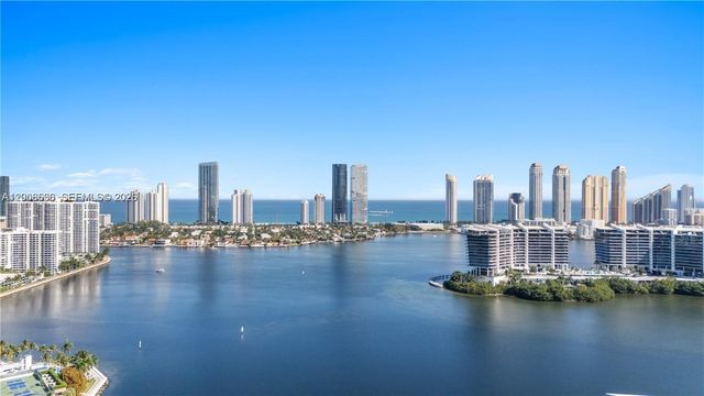 3340 NE 190th St 403, Aventura, FL 33180