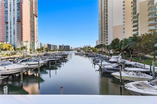 3340 NE 190th St 403, Aventura, FL 33180