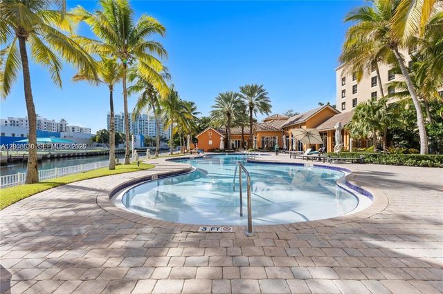 3340 NE 190th St 403, Aventura, FL 33180