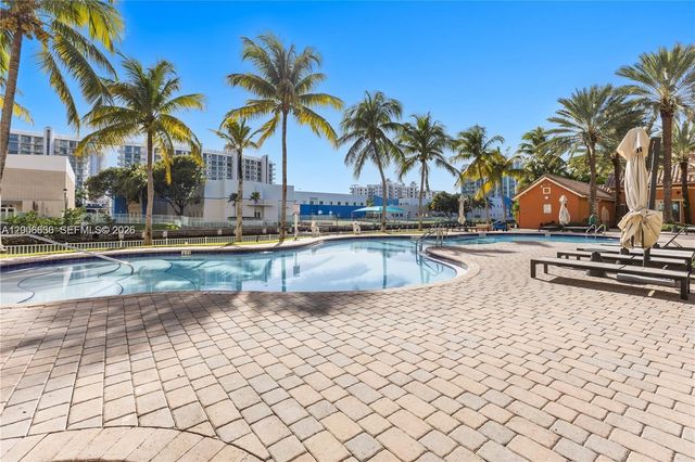 3340 NE 190th St 403, Aventura, FL 33180