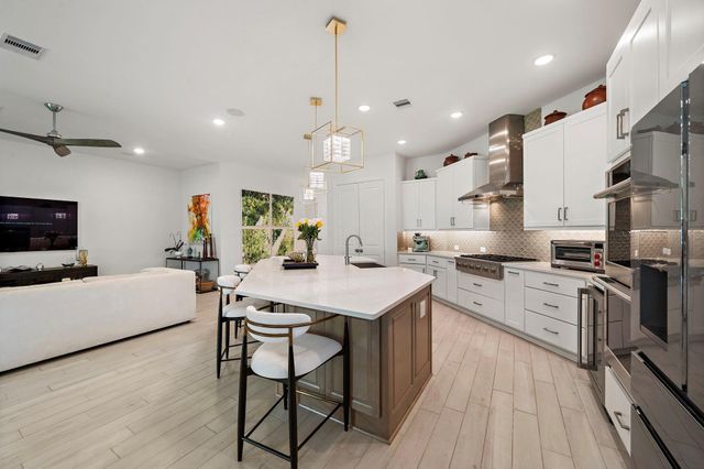 7519 Congress Trail Way, Porter, TX 77365