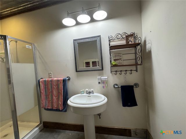 153 County Road 1519, Morgan, TX 76671