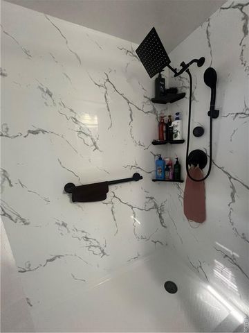 9 Suburban Pkwy, Hampton, VA 23661