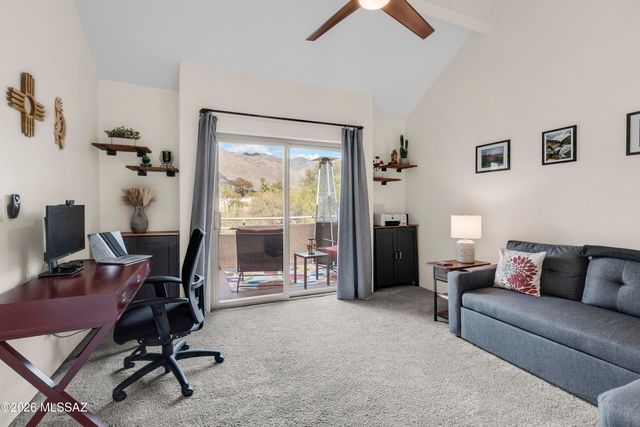 5675 N Camino Esplendora Apt 3214, Tucson, AZ 85718