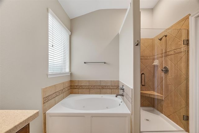 3226 W Trail Drive, Pearland, TX 77584