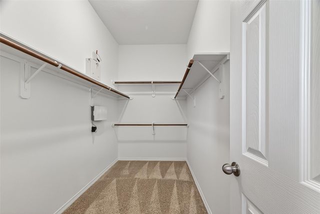 3226 W Trail Drive, Pearland, TX 77584