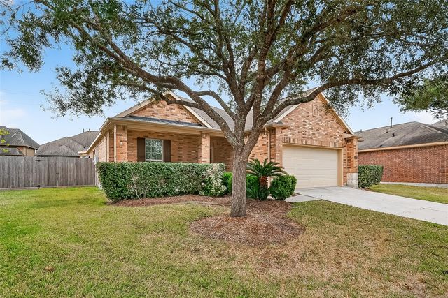 3226 W Trail Drive, Pearland, TX 77584